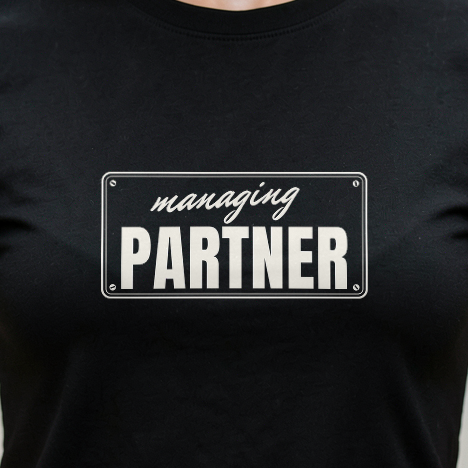 Managing Partner — print detail [kk-ai-shoot]