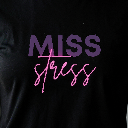 Miss Stress — print detail [kk-ai-shoot]
