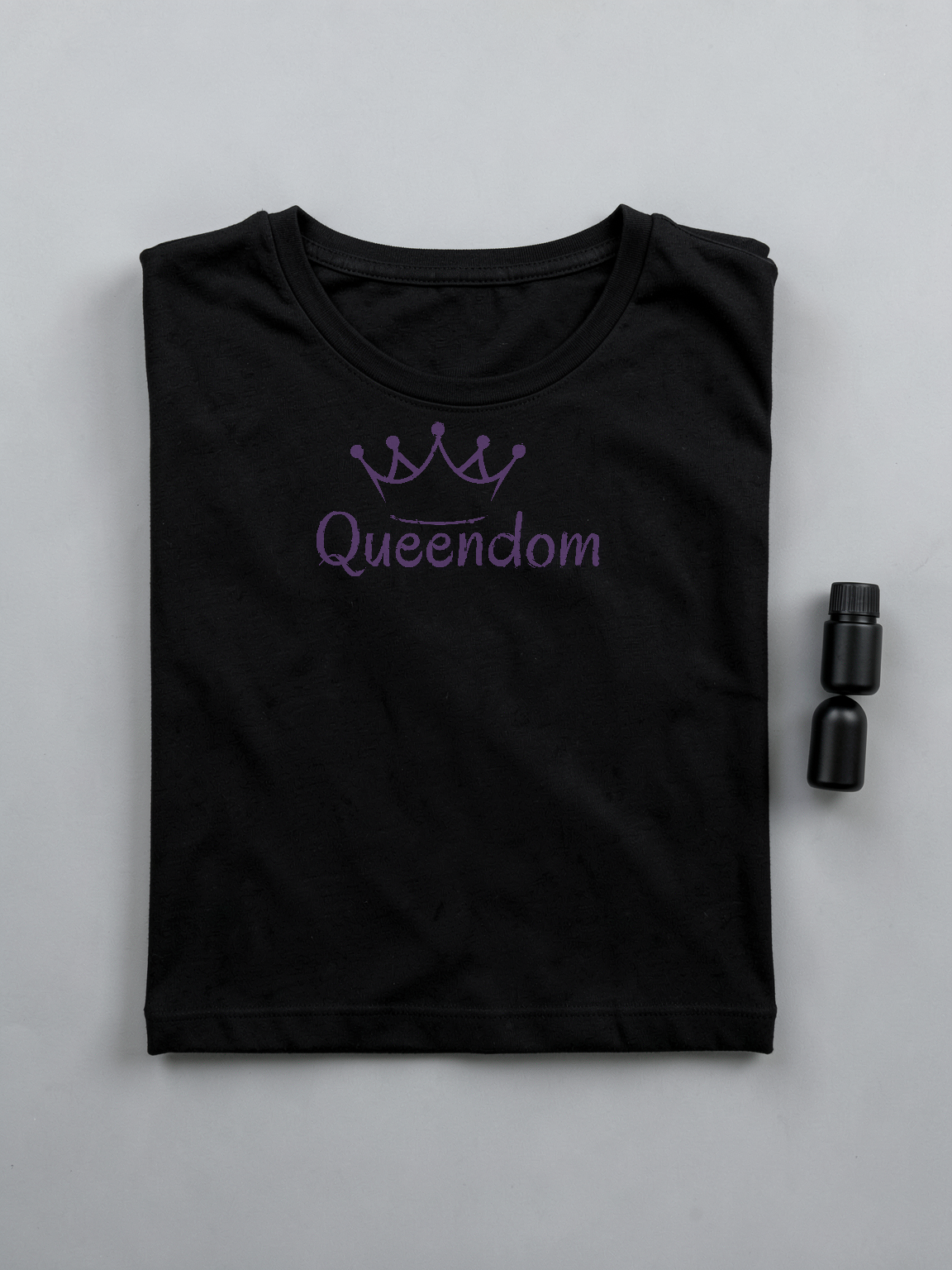 Queendom — folded [kk-ai-shoot]